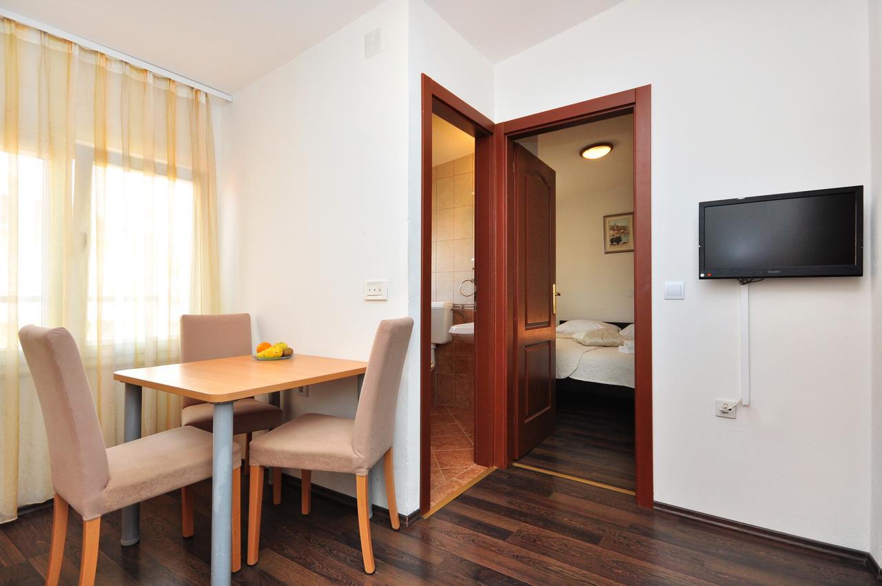 Apartment House Jerko Kastela Ngoại thất bức ảnh