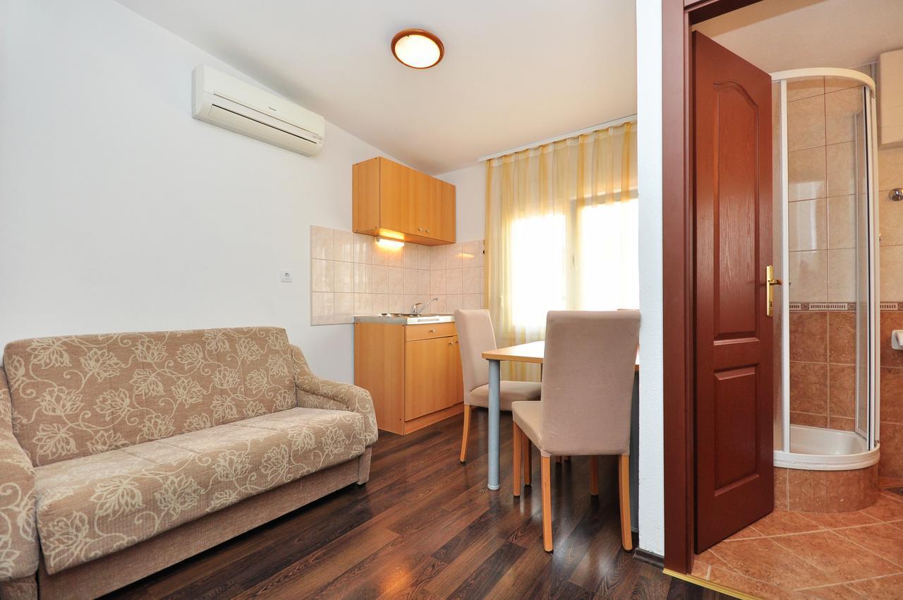 Apartment House Jerko Kastela Ngoại thất bức ảnh