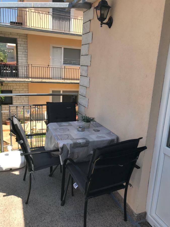 Apartment House Jerko Kastela Ngoại thất bức ảnh
